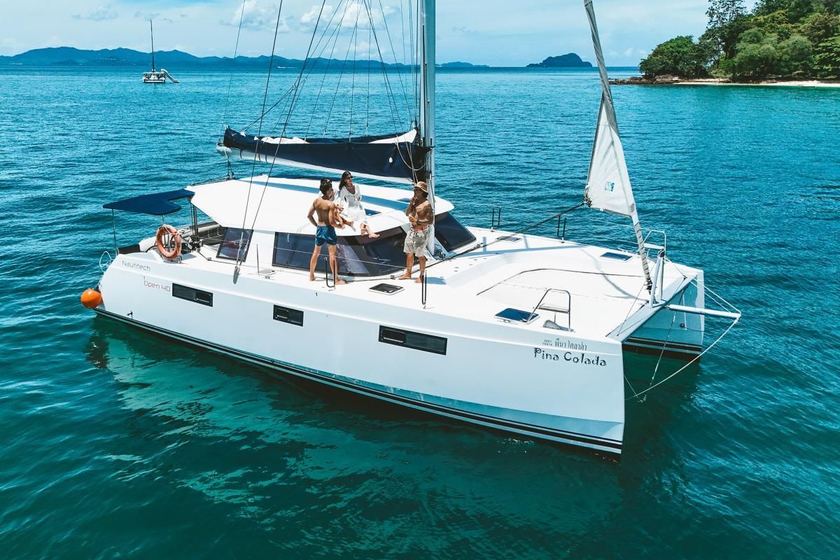 Fountaine Pajot 40